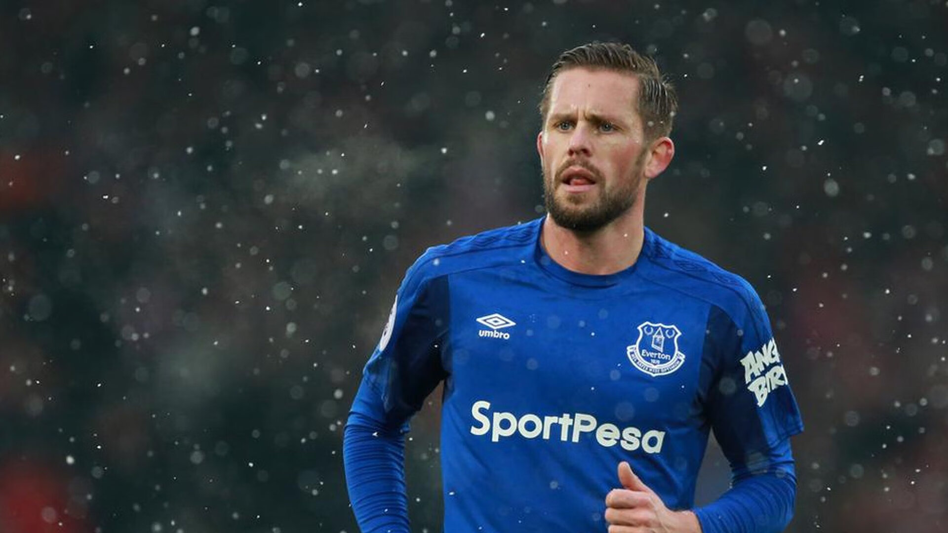 “英超球队全力备战，争夺联盟最高荣誉”，英超球队2021